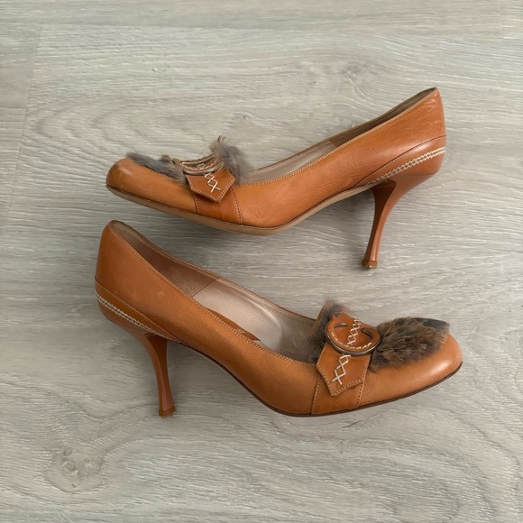 Dior brown fur logo heels - Picture 4 of 5